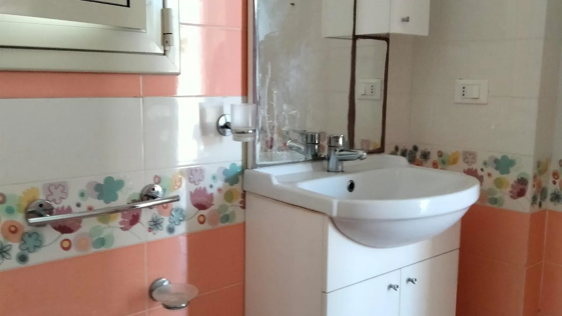 Holiday home Villa Tellina Mare Luna Granelli Italy